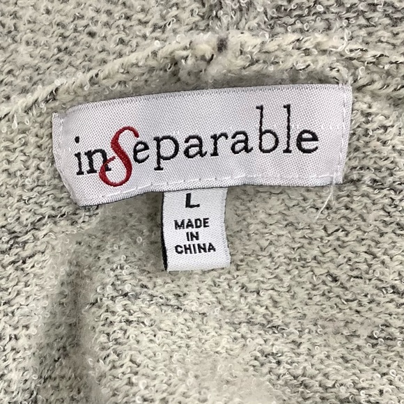 inSeparable Hooded Poncho - Picture 3 of 6